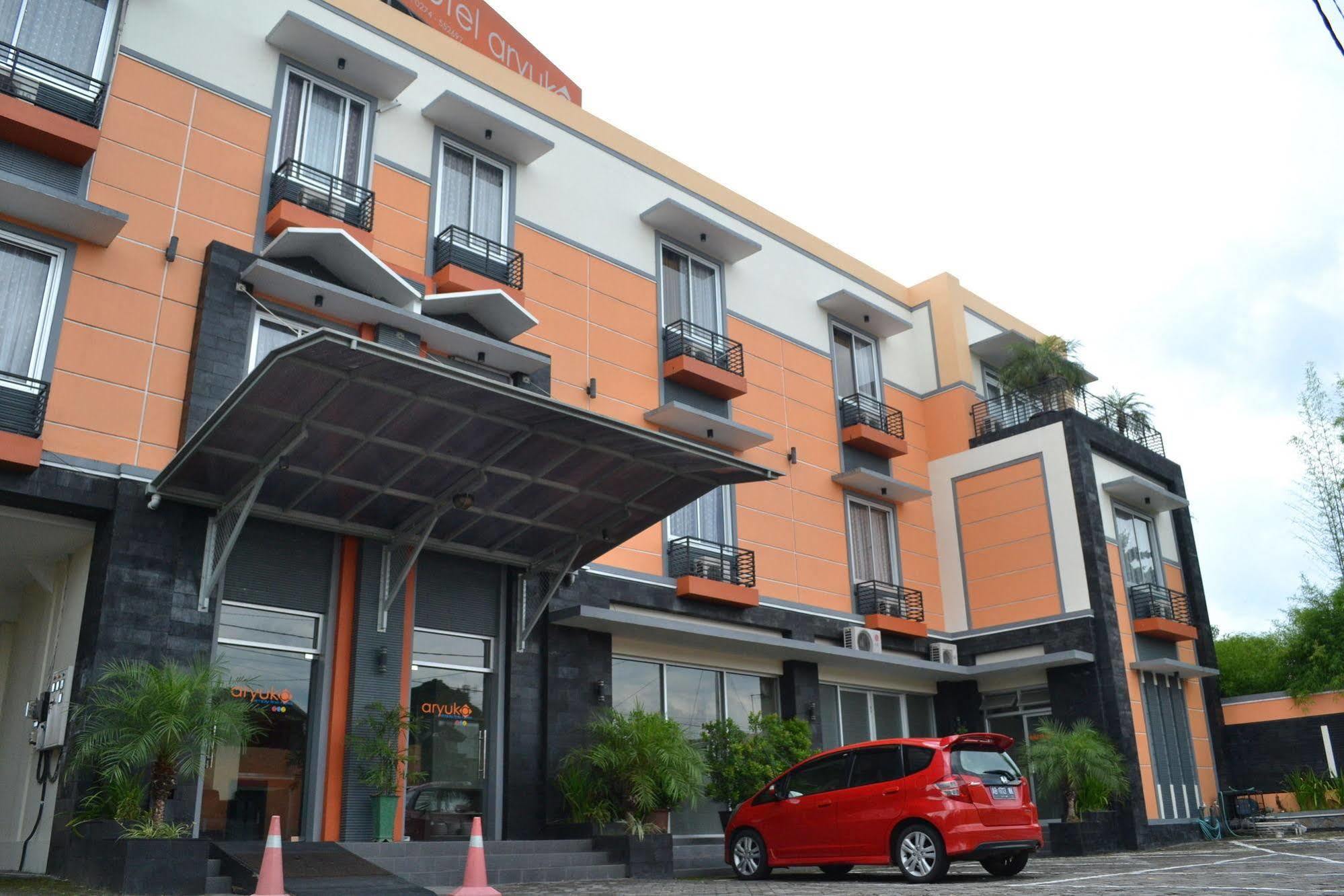Hotel Aryuka Kejayan Экстерьер фото